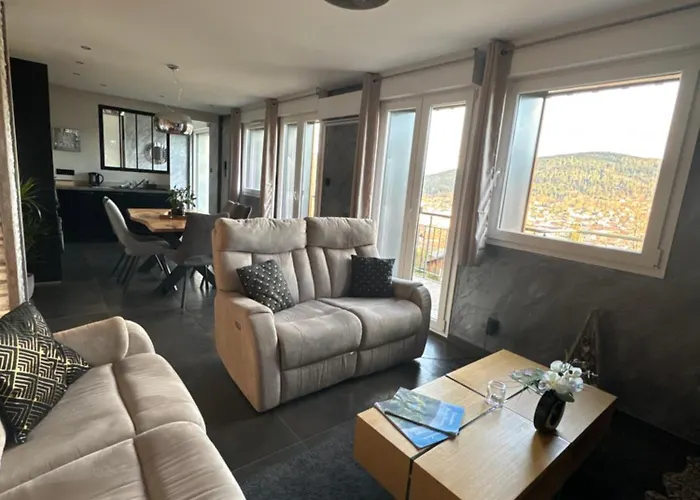 La Reine Appartement Pour Deux Personnes Avec Magnifique Vue Et Jacuzzi