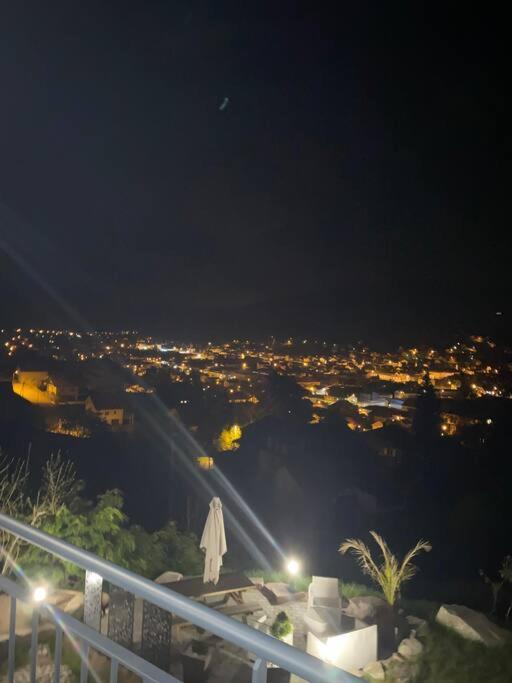 La Reine Pour Deux Personnes Avec Magnifique Vue Et Jacuzzi Apartment
