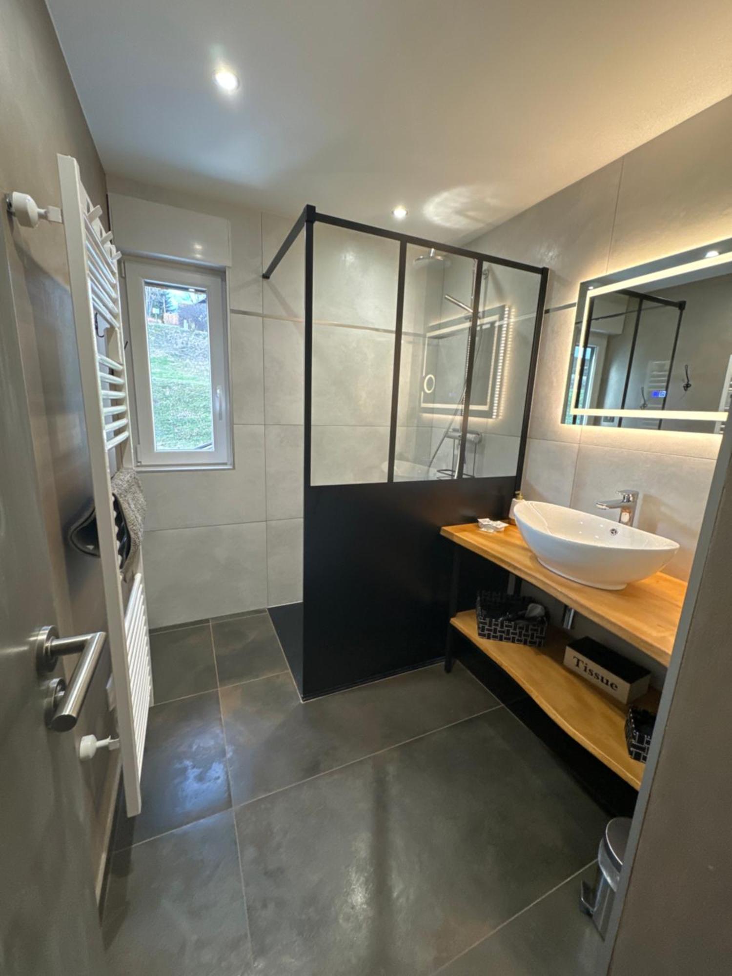La Reine Pour Deux Personnes Avec Magnifique Vue Et Jacuzzi Apartment Gerardmer