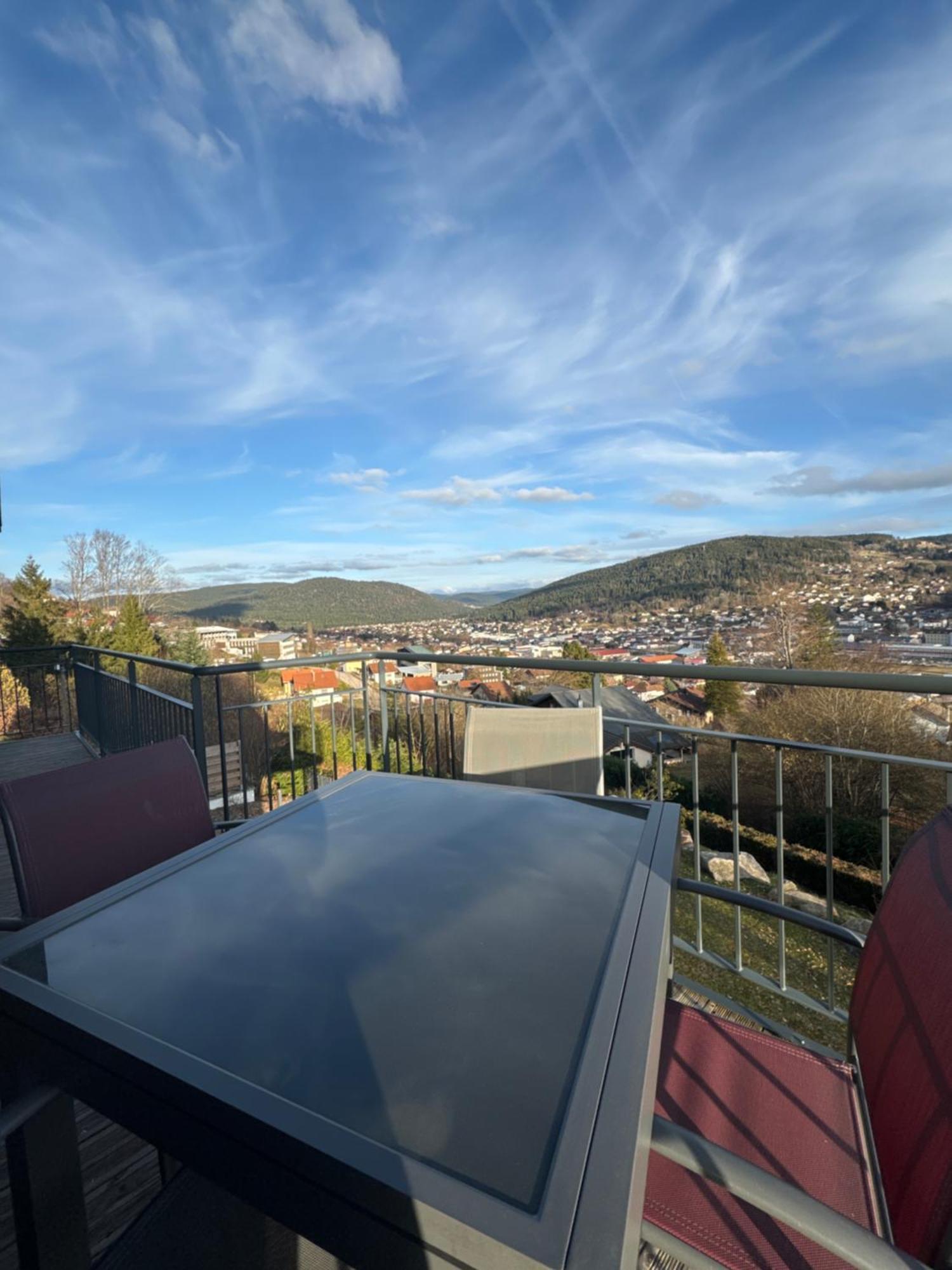 La Reine Pour Deux Personnes Avec Magnifique Vue Et Jacuzzi Gerardmer